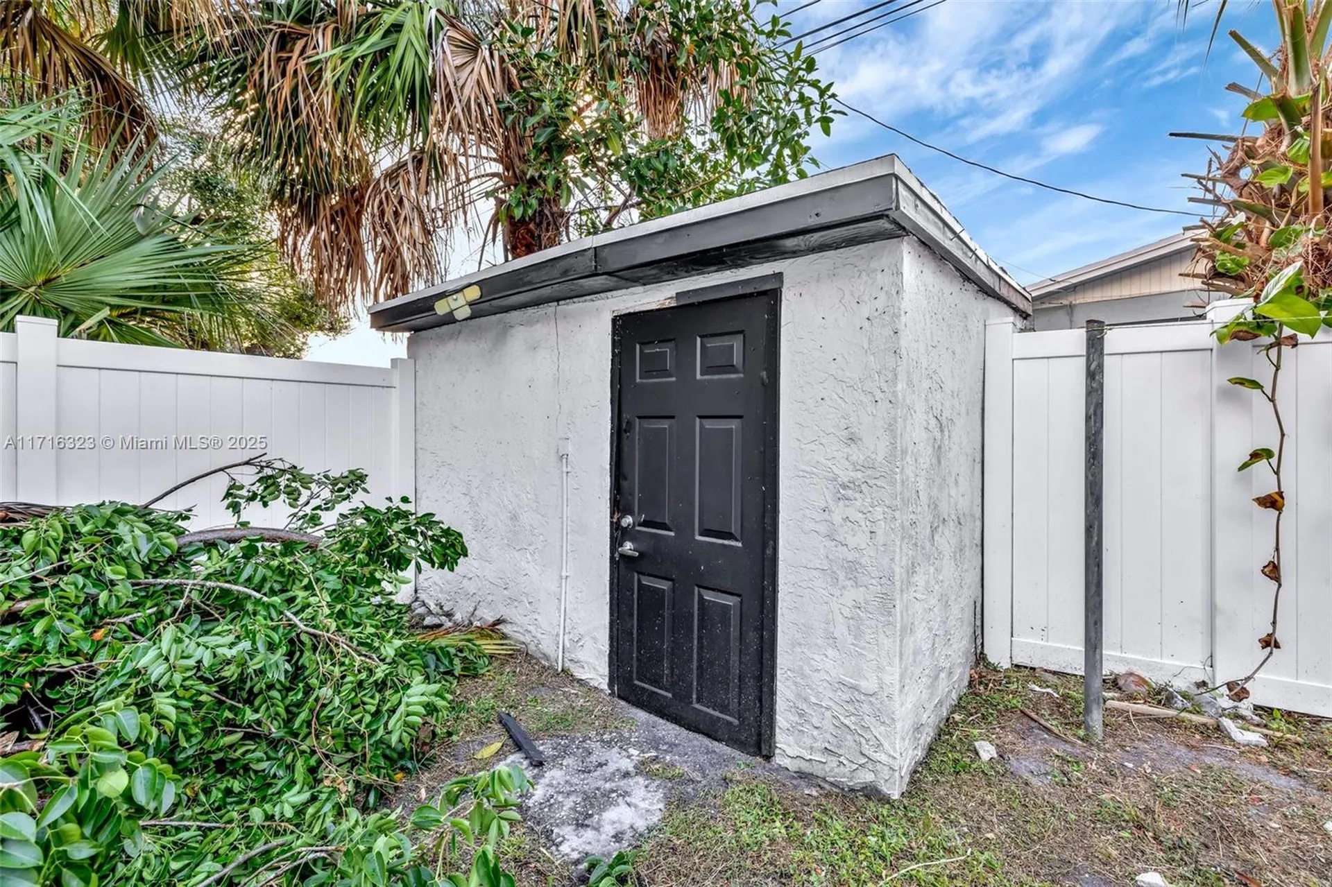 2981 NW 7th Court Fort Lauderdale FL 33311