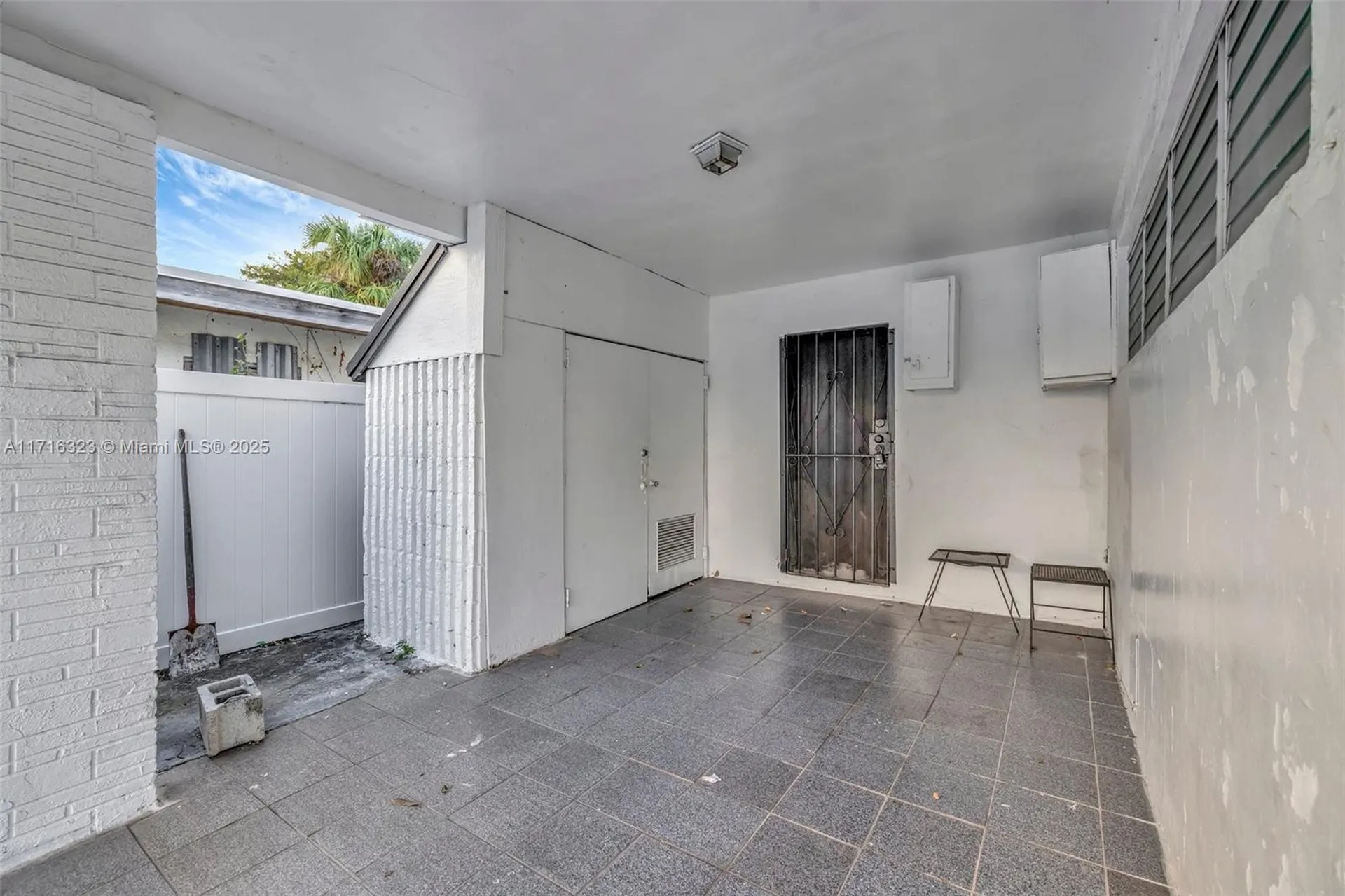 2981 NW 7th Court Fort Lauderdale FL 33311