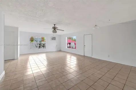 2981 NW 7th Court Fort Lauderdale FL 33311