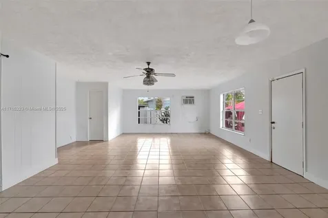 2981 NW 7th Court Fort Lauderdale FL 33311