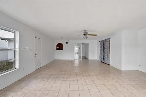 2981 NW 7th Court Fort Lauderdale FL 33311