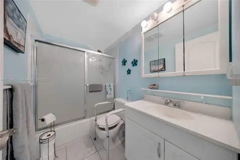 15610 NE 6th Avenue Miami FL 33162