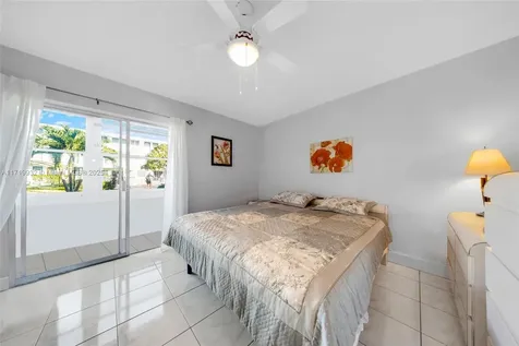 15610 NE 6th Avenue Miami FL 33162