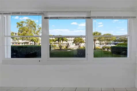 15610 NE 6th Avenue Miami FL 33162