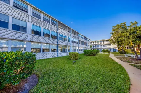 15610 NE 6th Avenue Miami FL 33162