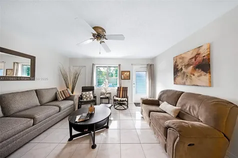 15610 NE 6th Avenue Miami FL 33162