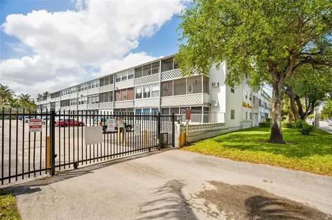 15610 NE 6th Avenue Miami FL 33162