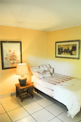 5118 SW 153rd Place N Miami FL 33185