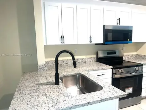 1574 NW 7th Lane Pompano Beach FL 33060
