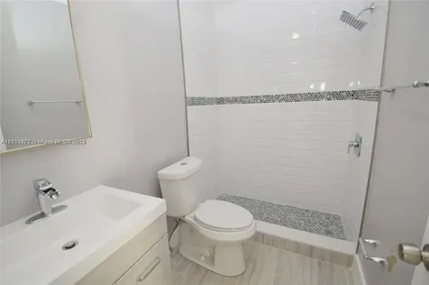 2021 SW 105th Court Miami FL 33165