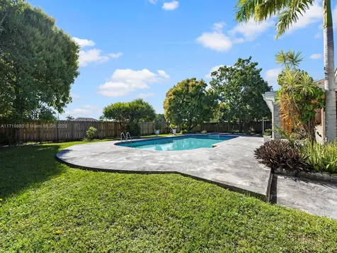 15042 SW 149th Street Miami FL 33196