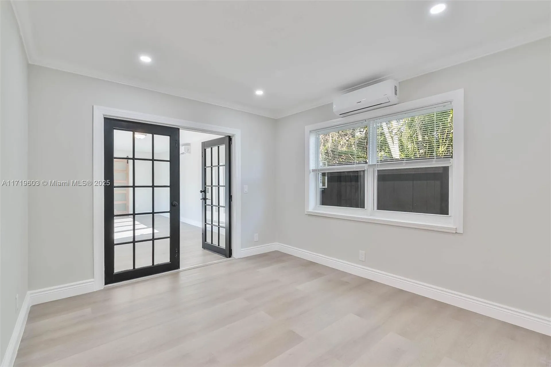 1537 NW 6th Avenue Fort Lauderdale FL 33311