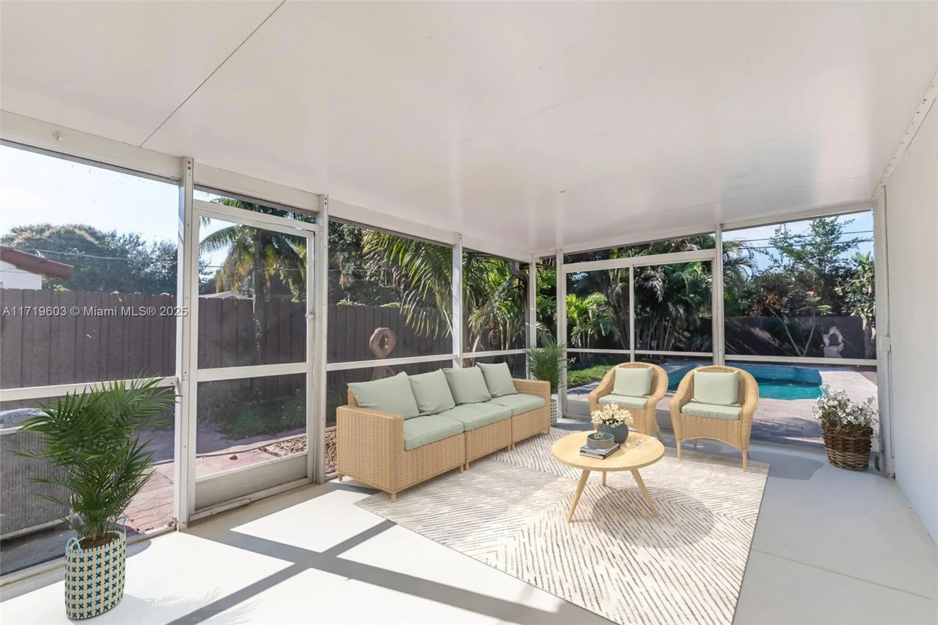 1537 NW 6th Avenue Fort Lauderdale FL 33311