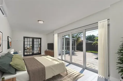 1537 NW 6th Avenue Fort Lauderdale FL 33311