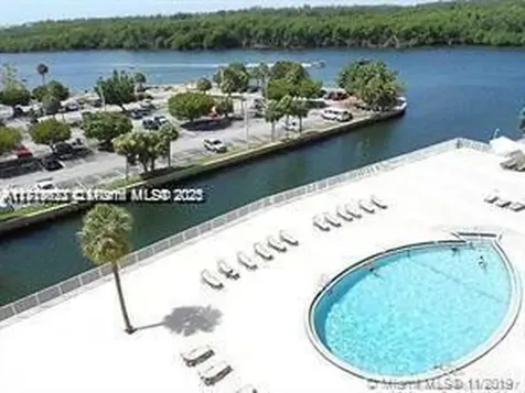 400 Kings Point Drive Sunny Isles Beach FL 33160