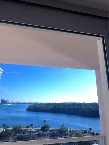 400 Kings Point Drive Sunny Isles Beach FL 33160