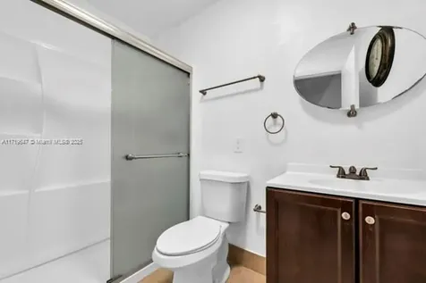 949 W 79th Street Hialeah FL 33014