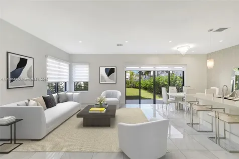 8261 NW 48th Terrace Doral FL 33166-5691