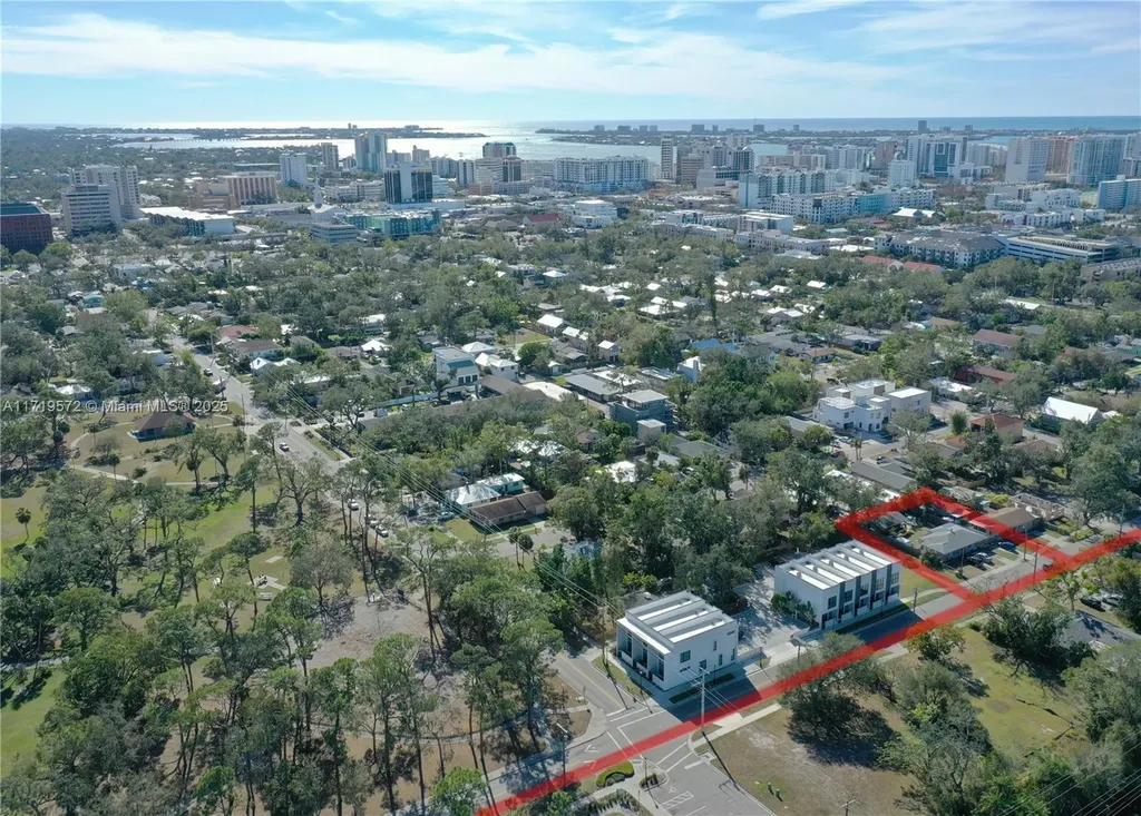 1744 10th Street Other City - In The State Of Florida FL 34236