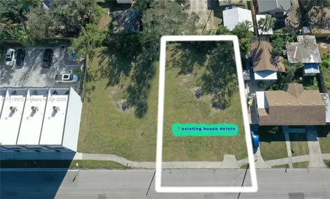 1744 10th Street Other City - In The State Of Florida FL 34236