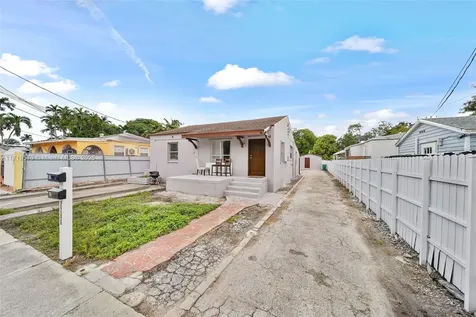 2286 NW 35th Street Miami FL 33142