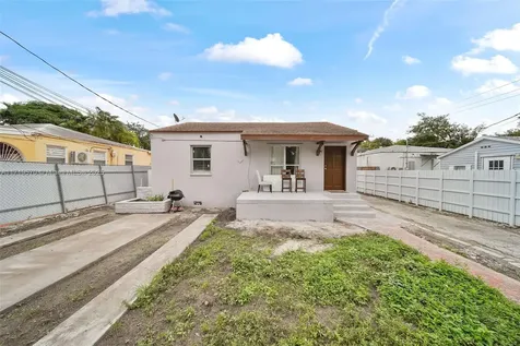 2286 NW 35th Street Miami FL 33142