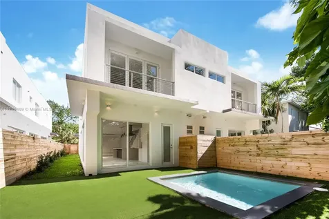 2910 Virginia Street Miami FL 33133