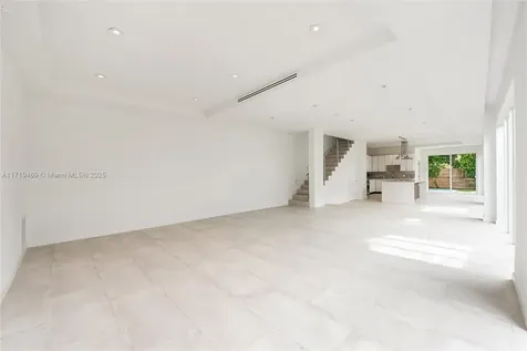 2910 Virginia Street Miami FL 33133