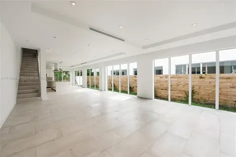 2910 Virginia Street Miami FL 33133