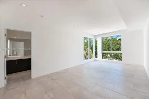 2910 Virginia Street Miami FL 33133