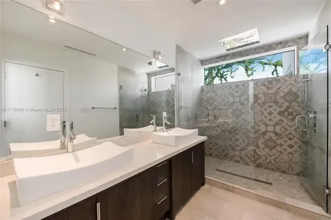 2910 Virginia Street Miami FL 33133