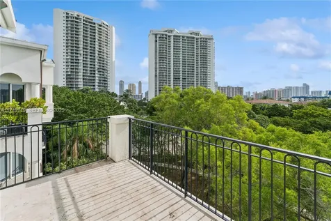 3700 Island Boulevard Aventura FL 33160