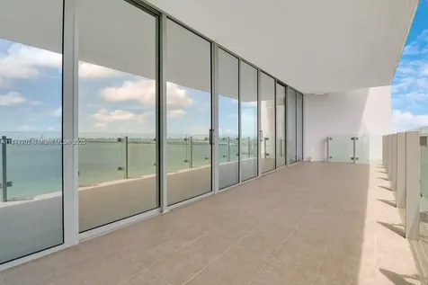 700 NE 26th Terrace Miami FL 33137