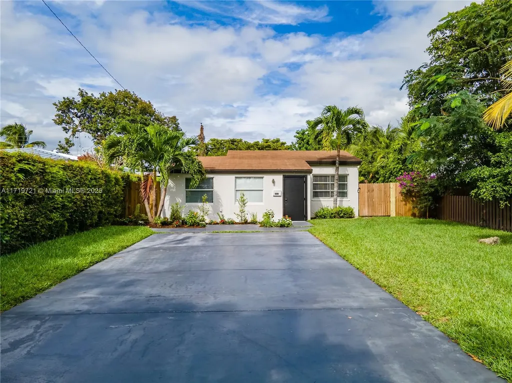2023 NE 180th Street North Miami Beach FL 33162