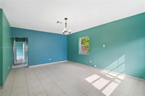 2023 NE 180th Street North Miami Beach FL 33162