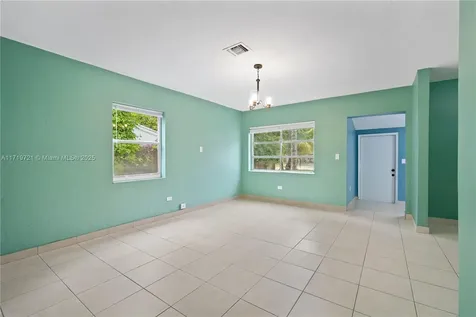 2023 NE 180th Street North Miami Beach FL 33162