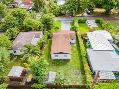 2023 NE 180th Street North Miami Beach FL 33162