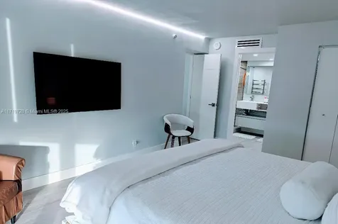 2655 Collins Avenue Miami Beach FL 33140