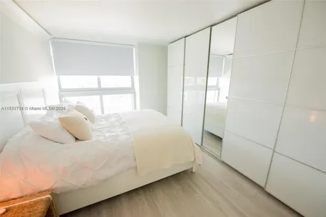 2655 Collins Avenue Miami Beach FL 33140