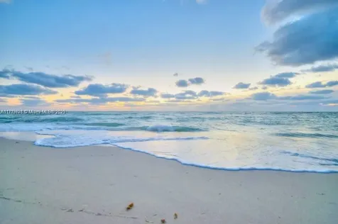 2655 Collins Avenue Miami Beach FL 33140