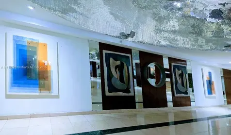 2655 Collins Avenue Miami Beach FL 33140