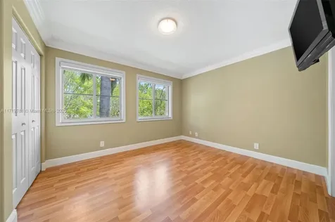 930 Lavender Circle Weston FL 33327