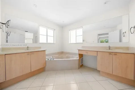 930 Lavender Circle Weston FL 33327