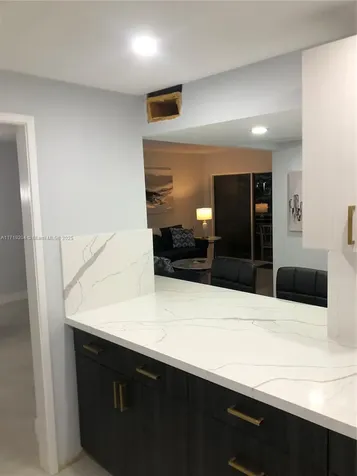 Sunny Isles Beach FL 33160