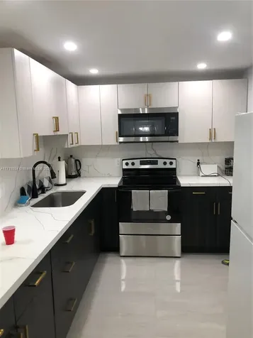 Sunny Isles Beach FL 33160