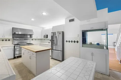 8390 SW 94th Street Miami FL 33156