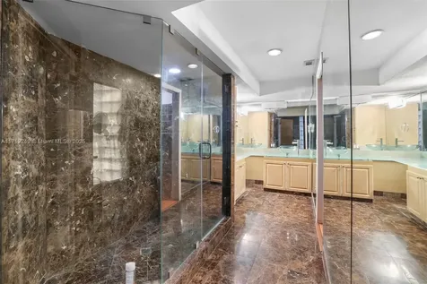 8390 SW 94th Street Miami FL 33156