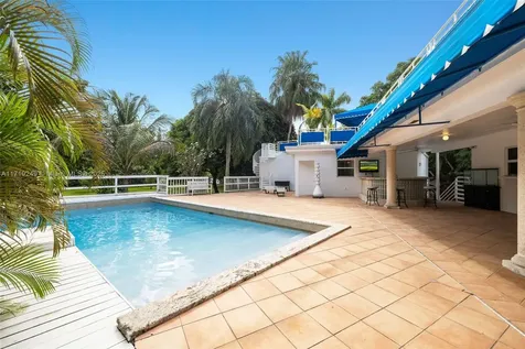 8390 SW 94th Street Miami FL 33156