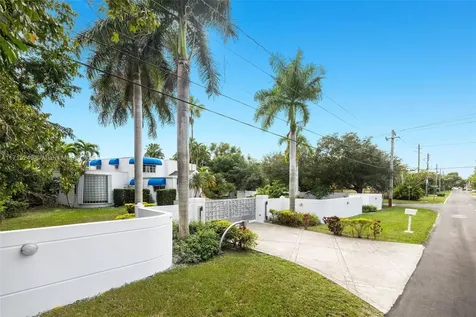 8390 SW 94th Street Miami FL 33156