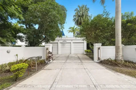 8390 SW 94th Street Miami FL 33156